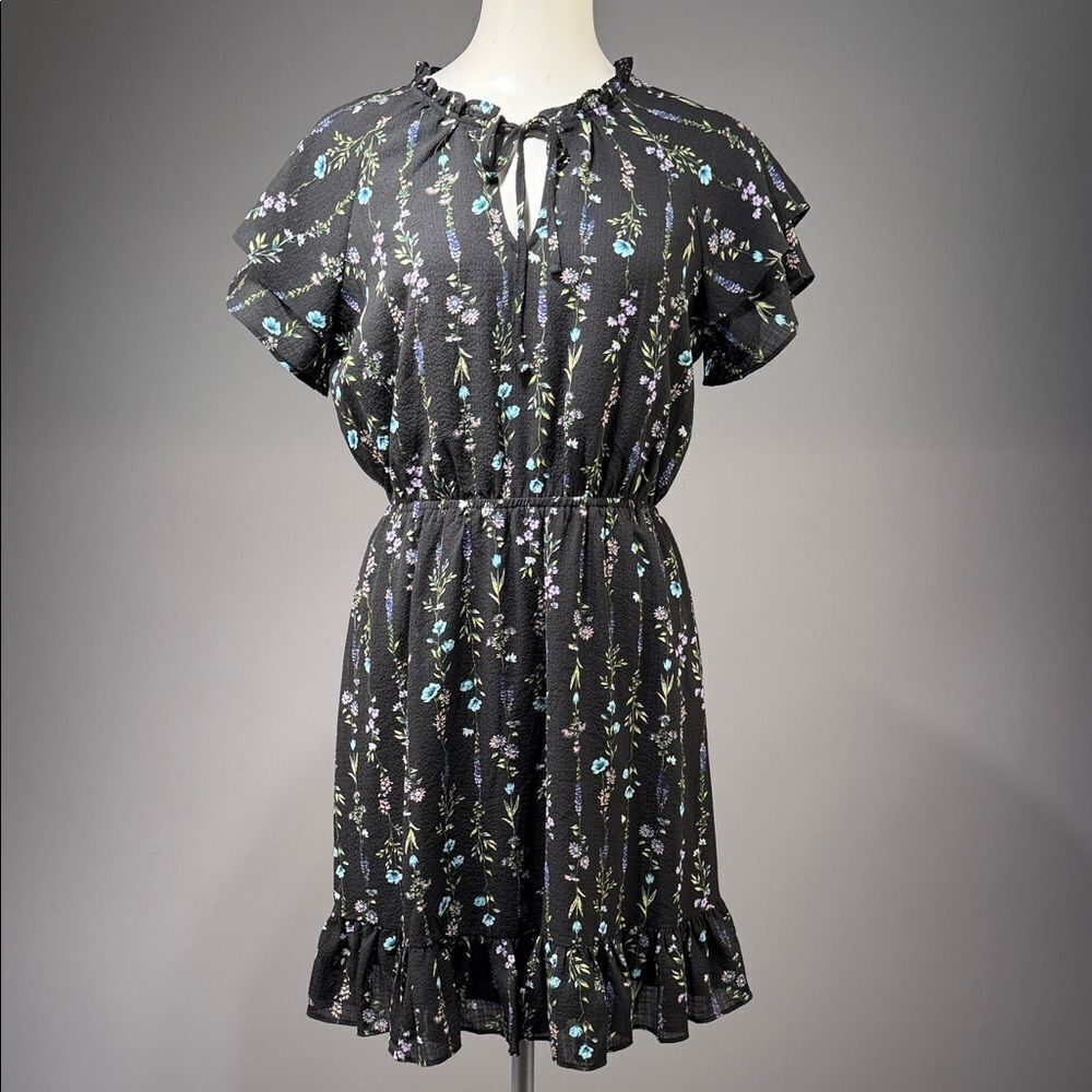 LC Lauren Conrad Black Floral Mini Dress (rack 9)